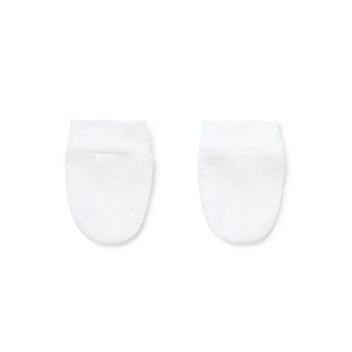 Baby hat and mittens set in plain white