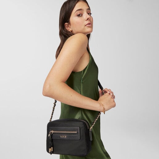 ブラックのキャンバス製ショルダーバッグ Brunock Chain