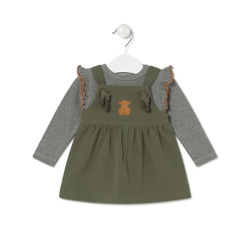 Girls outfit in Green green