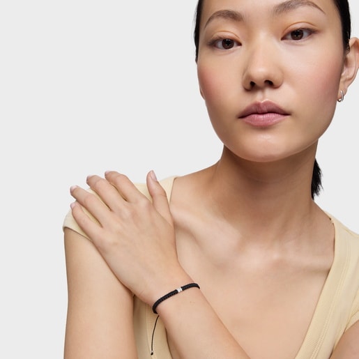 Pulsera oso de plata y nylon negro TOUS Motivos