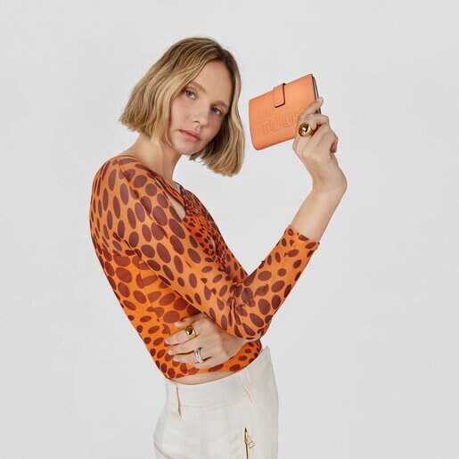 オレンジカラーのカードウォレット TOUS La Rue Pocket