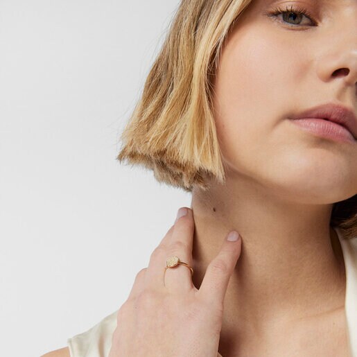 Gold Nenufar Ring with Diamonds