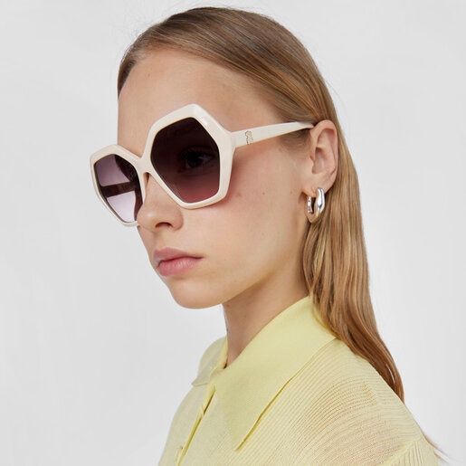 نظارات شمسية باللون الأبيض من التشكيلة Vyana