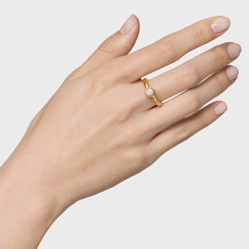 خاتم عريض من الفضة المطلية بالذهب عيار 18 قيراطًا والمرصعة بالماس المُصنع في المختبر من تشكيلة Line LGD