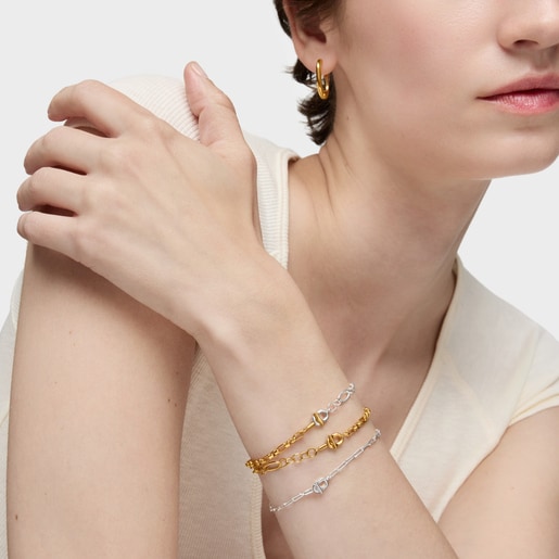 سوار صغير بسلسلة بدرجتَي لون من تشكيلة TOUS MANIFESTO