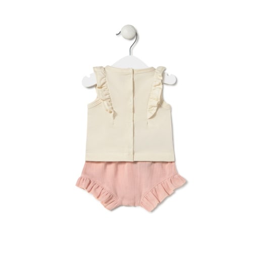 Baby girls outfit in Classic pink