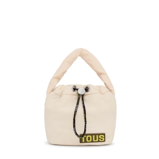 حقيبة أدوات تجميل TOUS Carol Soft على شكل دلو باللون البيج