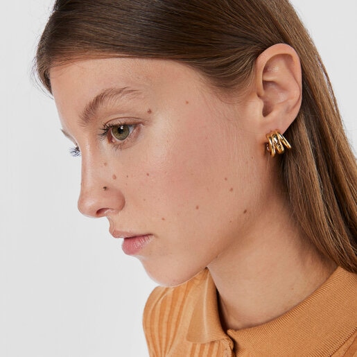 Gold-colored IP steel and garnet St. Tropez Nose piercing