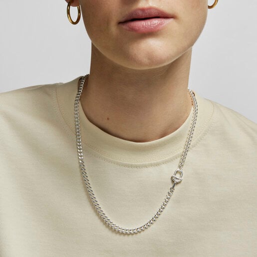 Large Manifesto curb chain Choker in silver | TOUS