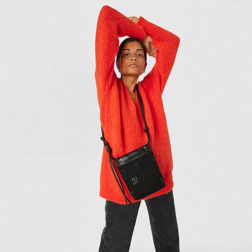 תיק יד TOUS TO-US בגודל זעיר בצבע שחור