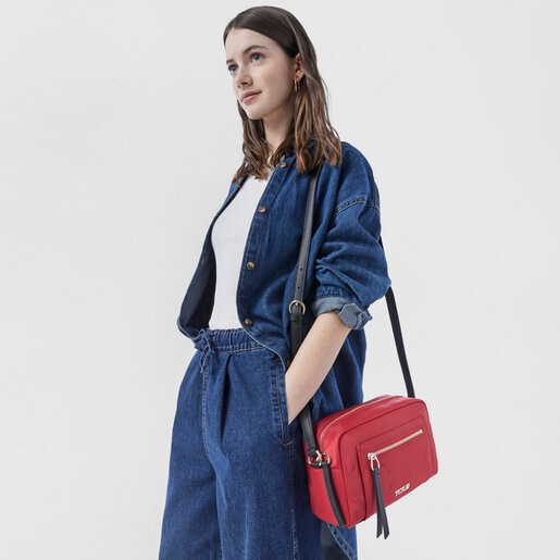 Средняя красная сумка-кроссбоди Shelby