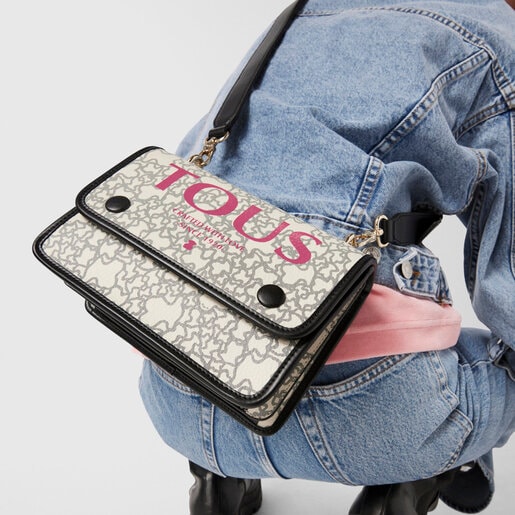 Bandolera pequeña Audree Kaos Mini beige, negro y fucsia