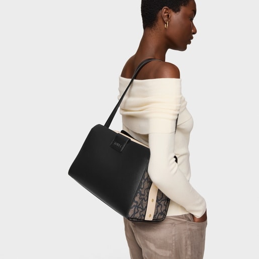 حقيبة واسعة متوسطة الحجم باللون الأسود من تشكيلة TOUS Kaos Icon