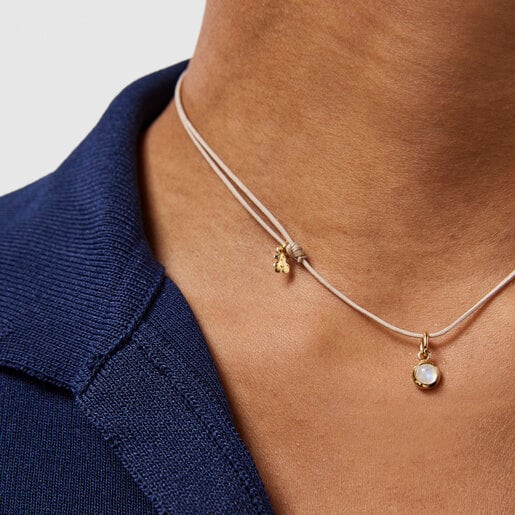 שרשרת מג'יק נייצ'ר עם אבן ירח וחוט בז'