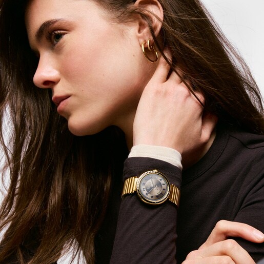 Reloj smartwatch con brazalete de acero dorado y zirconias negras S-CONNECT