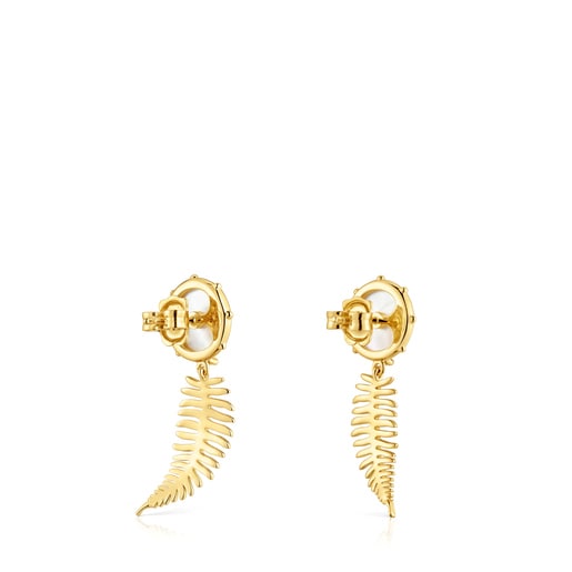 Yunque Long earrings with 18 kt gold plating over silver and mother-of-pearl