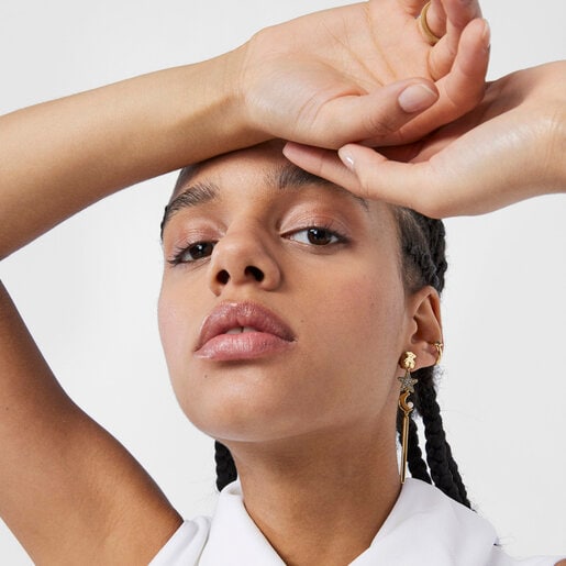 Aros largos Nocturne con baño de oro 18 kt sobre plata, Diamantes y Perla