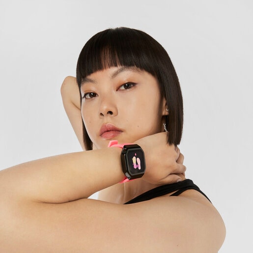 B-Connect Smartwatch with fuchsia silicone strap