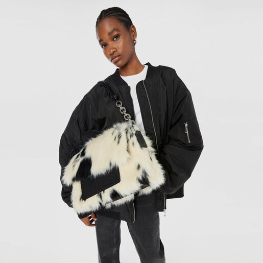 ブラック＆ホワイトのラージクロスボディバッグ TOUS Empire Fur