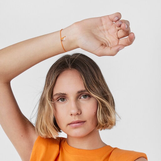 צמיד TOUS Vibrant Colors מחוט כתום עם קרנליאן ואמייל