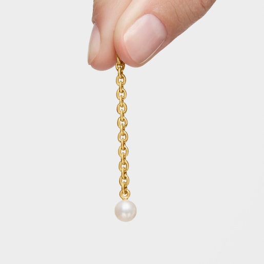 Hold Oval Pendant with 18kt gold plating over silver and cultivated pearl