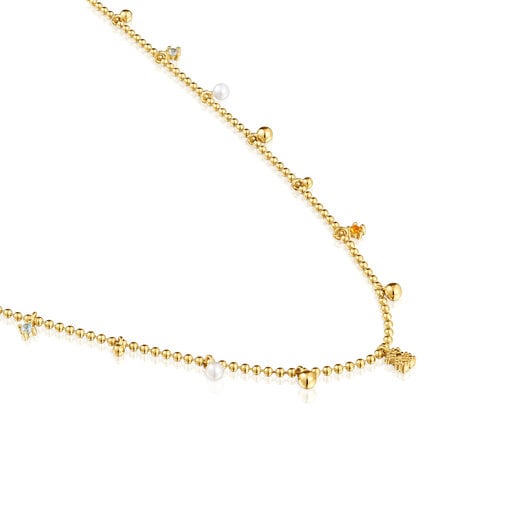 Krótki naszyjnik ze srebra pokrytego 18-karatowym złotem, z perłami hodowanymi i kamieniami szlachetnymi, z kolekcji TOUS Grain
