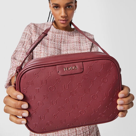 Burgundy Script Day shoulder bag