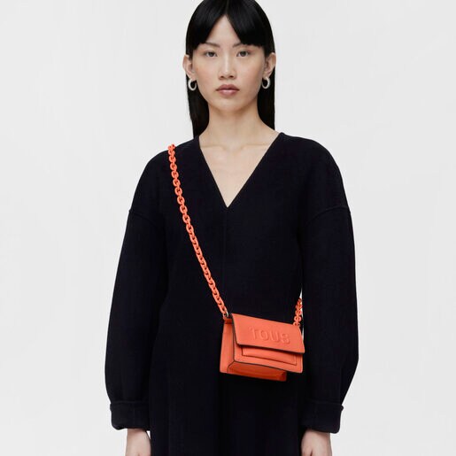 オレンジカラーのミニ・クロスボディバッグ TOUS La Rue New Audree