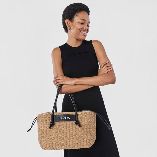 תיק סל Scoubidou גדול מרפיה בצבע שחור