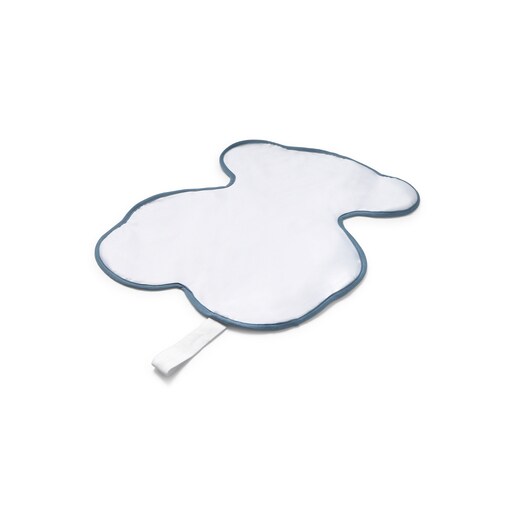 Bear-shaped travel changing mat in Soft navy blue