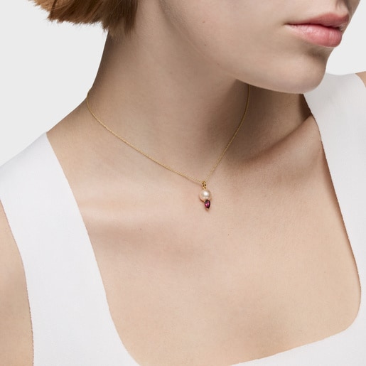 Gold Pendant with rhodolite and cultured pearl Ivette