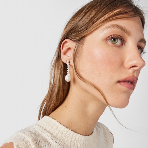 Gloss Earrings with Pearls