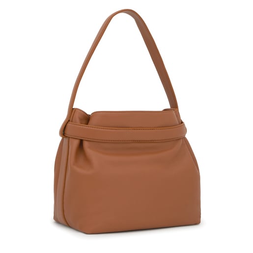 حقيبة كتف من الجلد متوسطة الحجم باللون الجملي من التشكيلة TOUS Hold