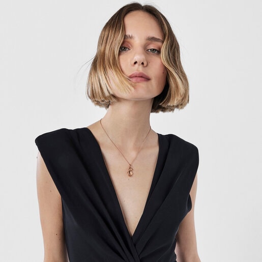 ペンダント  Teddy  くま  22mm　ピンクゴールドコーティング