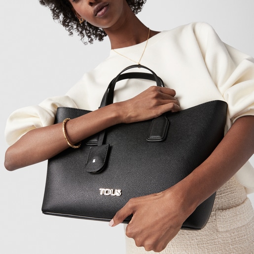 תיק נשיאה קטן אסנשיול בצבע שחור