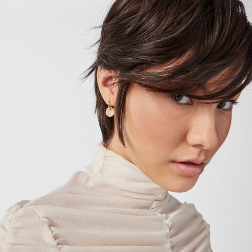 Aretes cortos Nenufar de oro y diamantes