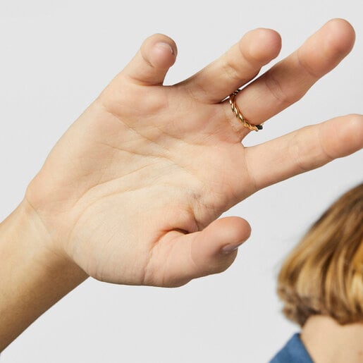 Gold Twisted Ring with blue sapphire