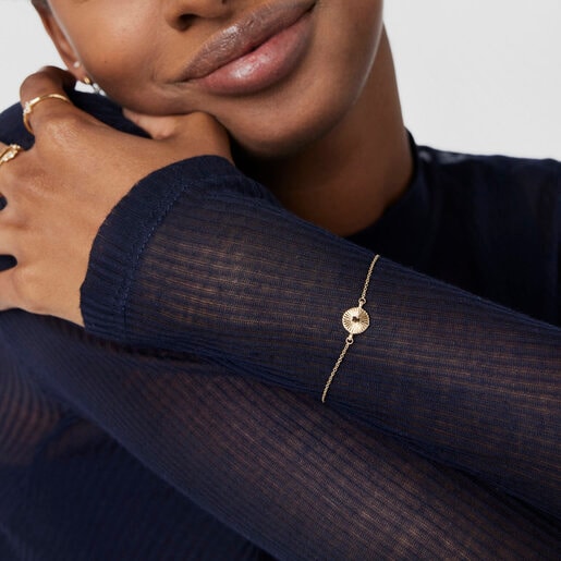Gold Iris Motif Bracelet with diamonds