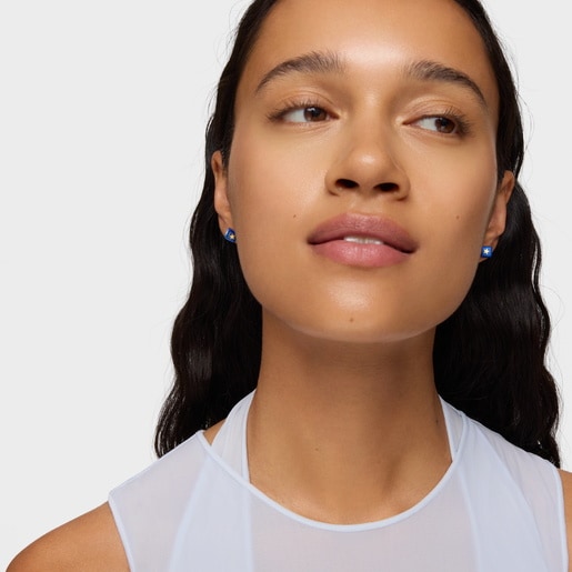 14kt gold Earrings with lapis lazuli Cube