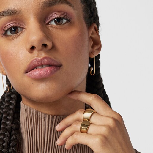 ゴールドコーティングシルバーのオーバル印章リング TOUS Basics