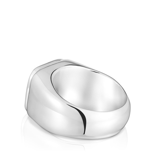 خاتم منقوش بدرجتَي لون مرصع بحلية على شكل دبدوب من تشكيلة TOUS Man