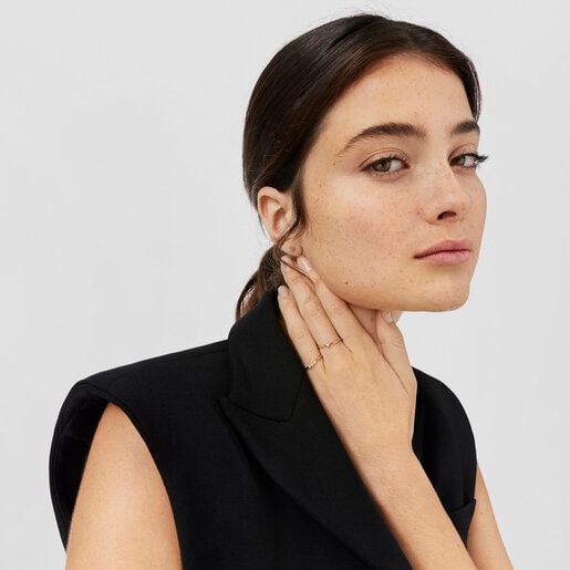 ダイヤモンドとハート型モチーフの付いたゴールドのリング、San Valentín