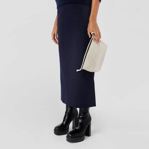 ベージュのメイクポーチ TOUS Balloon Soft