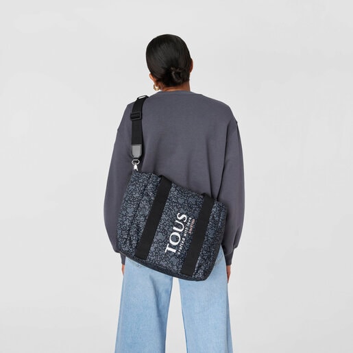 תיק סל Kaos Mini Evolution בגודל קטן מניילון בצבע שחור