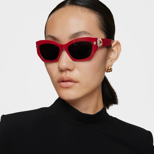 نظارة شمسية باللون الأحمر من تشكيلة TOUS MANIFESTO