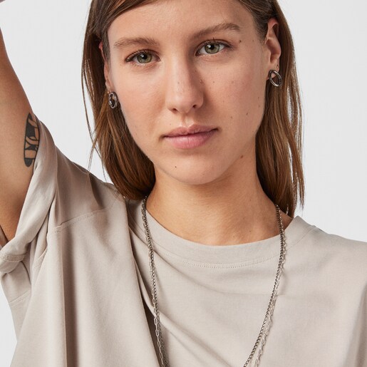 Небольшие серьги Hold из темного серебра