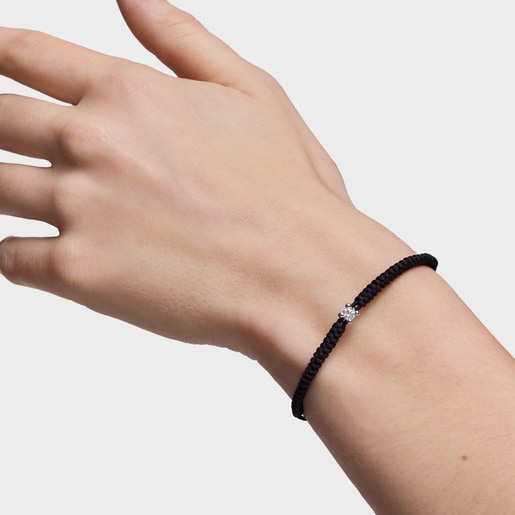 צמיד מפלטינה בשילוב יהלום מעבדה וניילון שחור TOUS Shine LGD