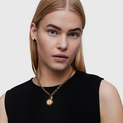 Bear Medallion pendant with 18kt gold plating over silver and onyx details Cachito Mío