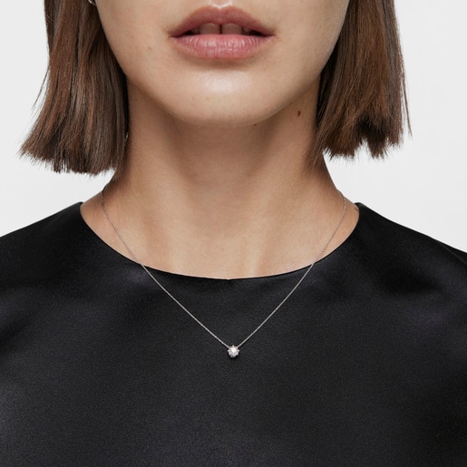 White gold Les Classiques Necklace with Diamond rosette