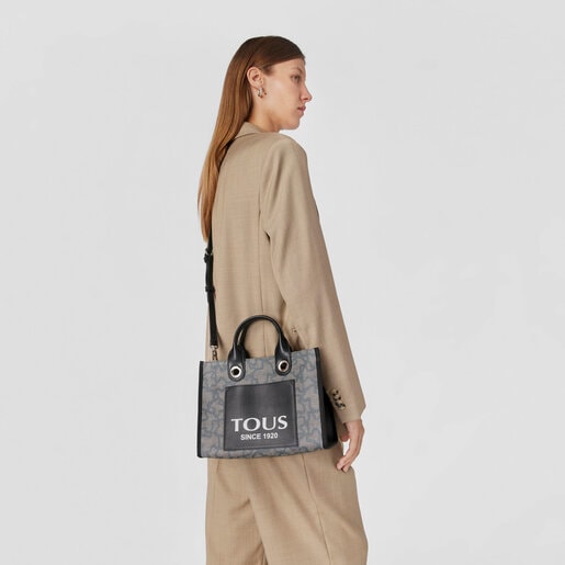 ブラックのミディアムショッピングバッグ Amaya Kaos Icon